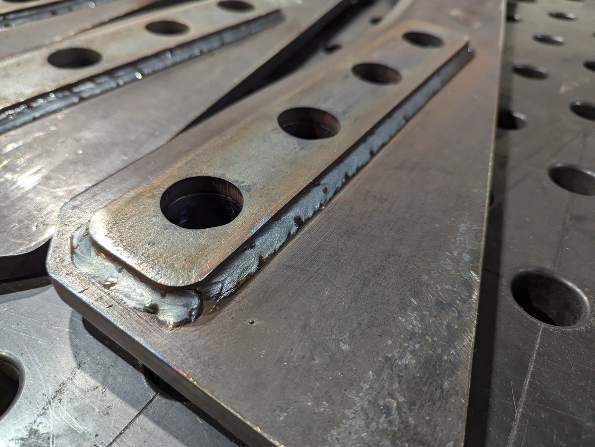 Up-close picture of the mounting plate shims.